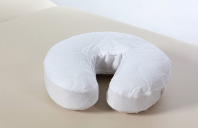 [108-196] Quilted contour headrest cover